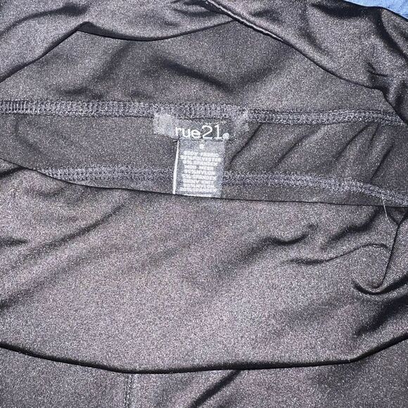 💖5/$40 Black gold and mesh leggings rue 21 size S - Picture 5 of 5